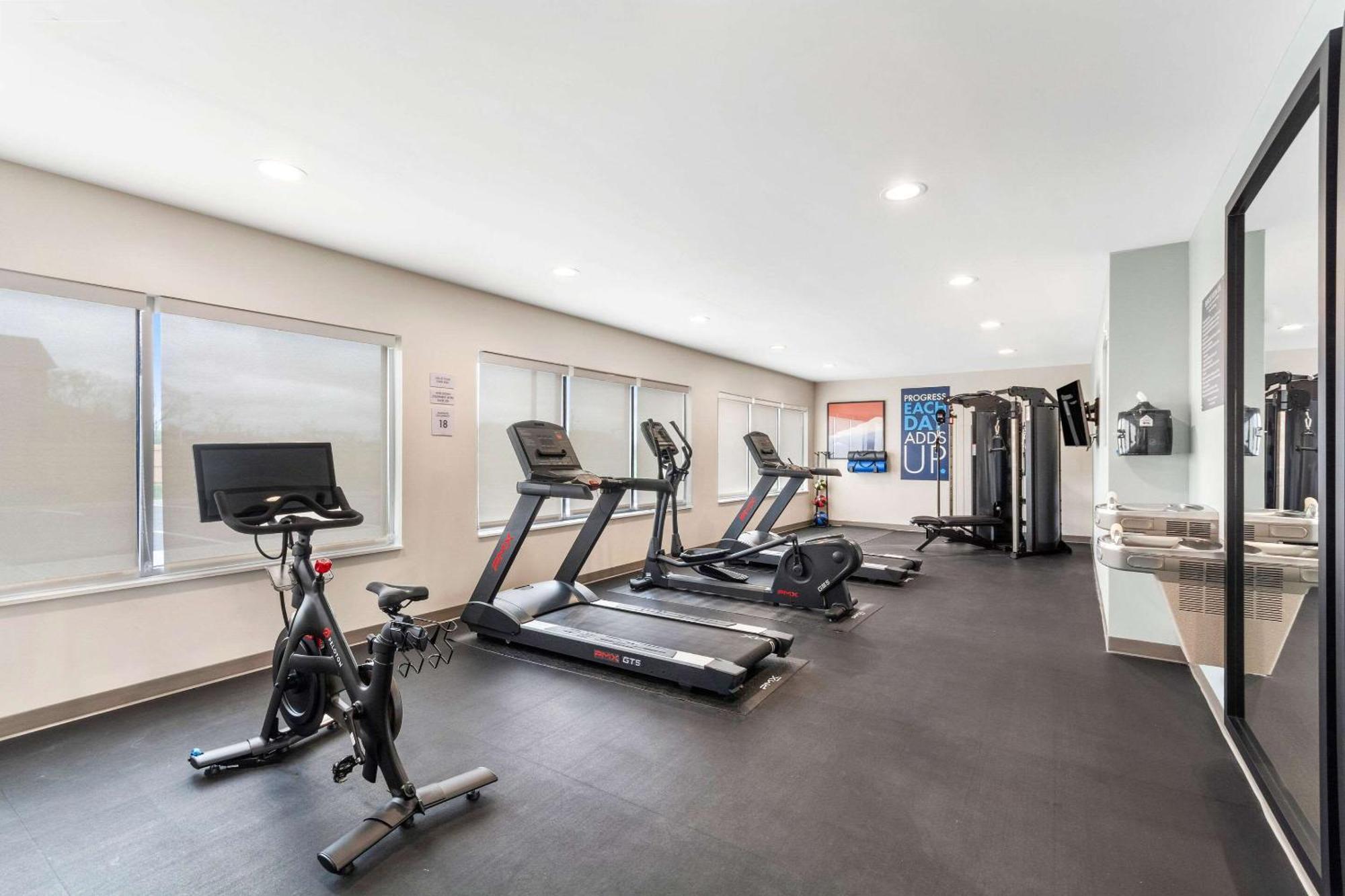 Everhome Suites Lexington - Horse Park Dış mekan fotoğraf